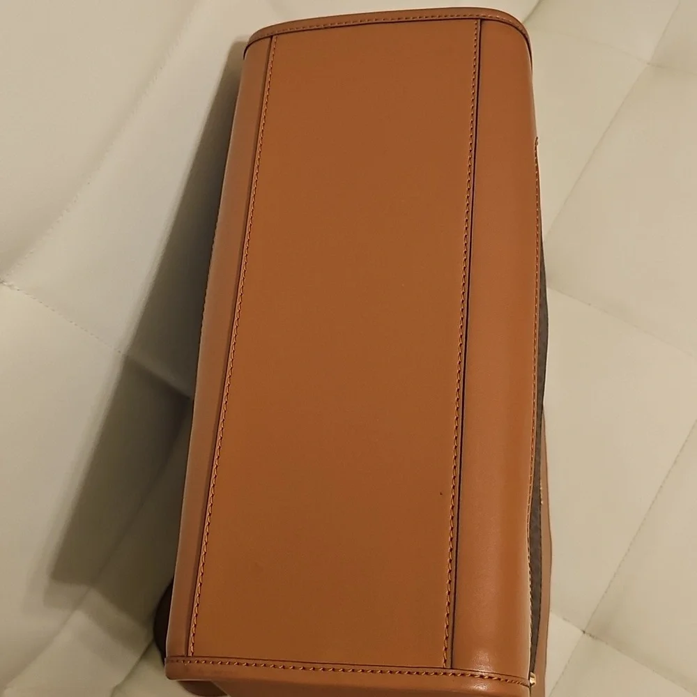 Michael Kors Harrison Large Tote